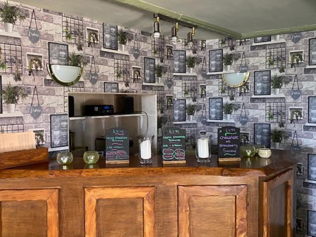 The Thelbridge Cross Inn Crediton Εξωτερικό φωτογραφία